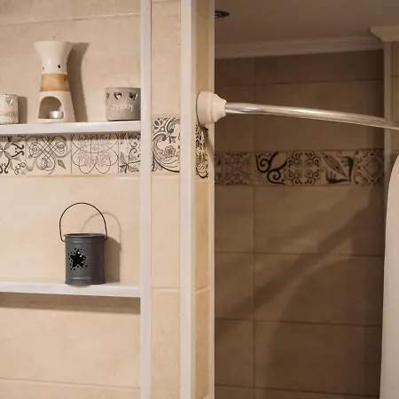 Kellys Cozy One Bedroom House Next To The Ikonomianika