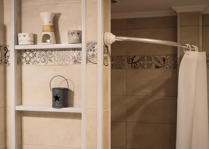 Kellys Cozy One Bedroom House Next To The Ikonomianika